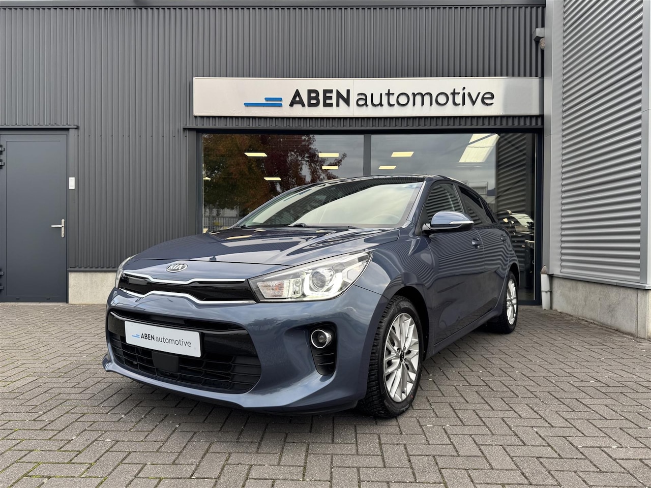 Kia Rio - 1.2 CVVT 84PK Dream Team Edition (NAVI|CAM|CRUISE|4-SEIZ) - AutoWereld.nl