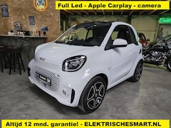 Smart Fortwo coupé - Comfort - Full Led - Carplay - Stoelverwarming - 22 kWh snellader -incl. grote beurt en 12