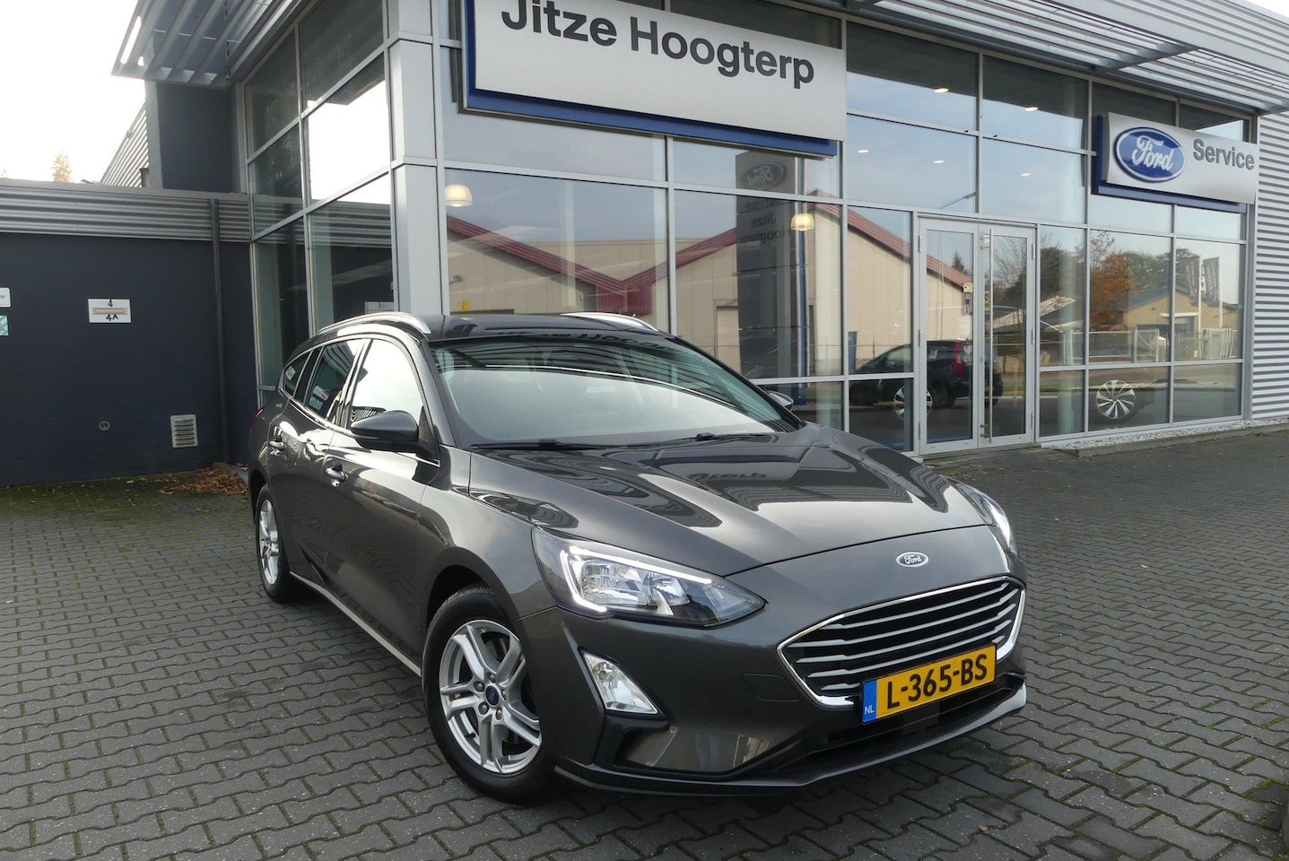 Ford Focus Wagon - 1.0 EcoBoost Active Business WINTER PACK, CRUISE, CAMERA, APPLE CARPLAY/ANDROID AUTO, NAVI - AutoWereld.nl
