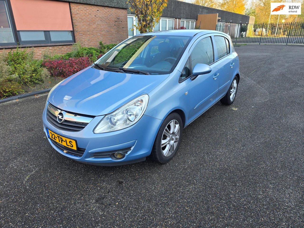 Opel Corsa - 1.2-16V Enjoy Airco Nieuwe apk 5 Drs - AutoWereld.nl