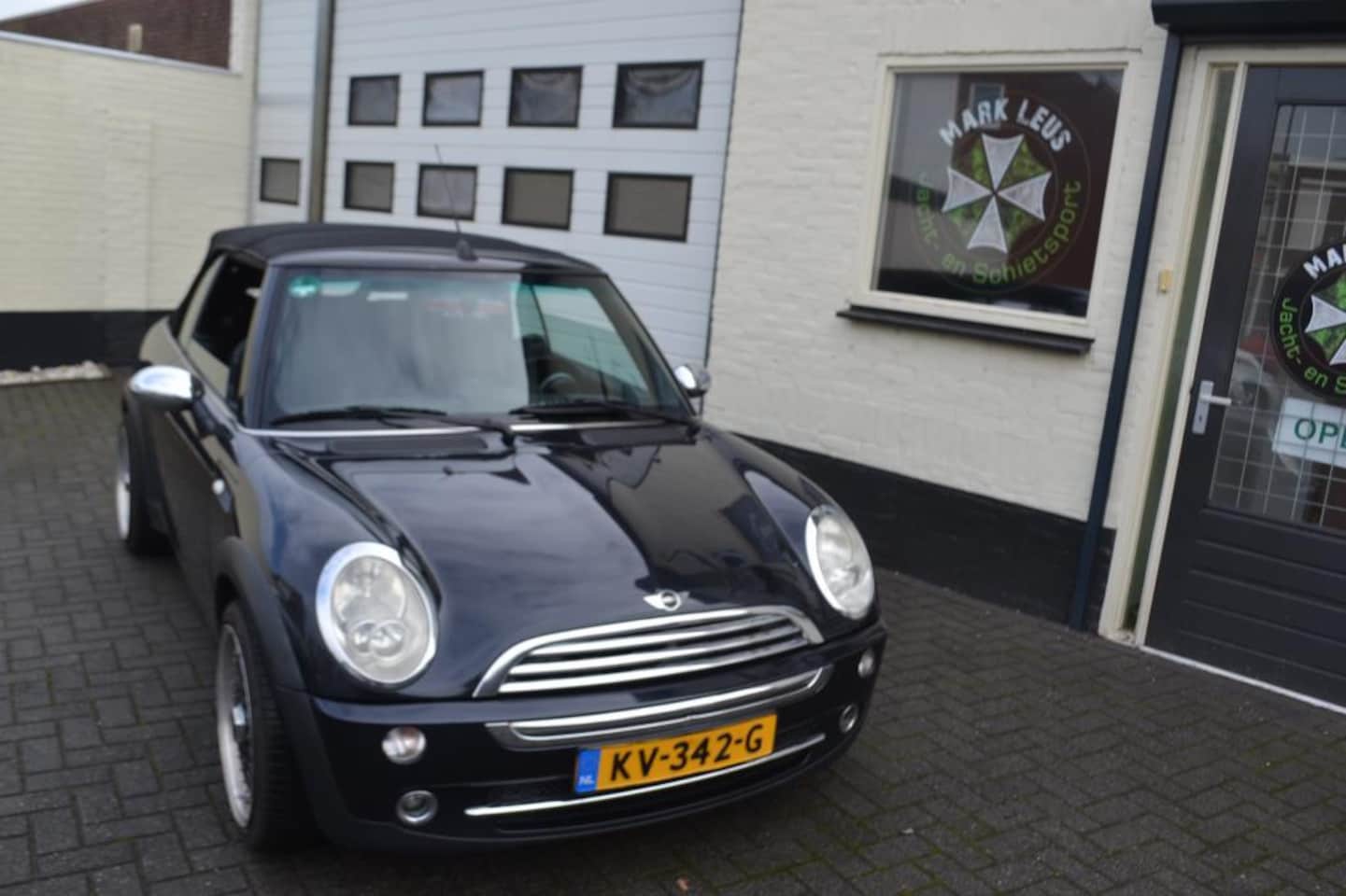 MINI Cabrio - Mini 1.6 Cooper ZEER SPORTIEF - AutoWereld.nl