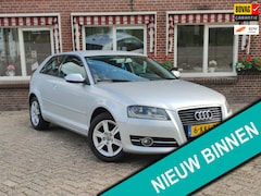 Audi A3 - 1.2 TFSI Attraction Pro Line Business Carplay, Clima, Cruise, LMV - RIJKLAAR