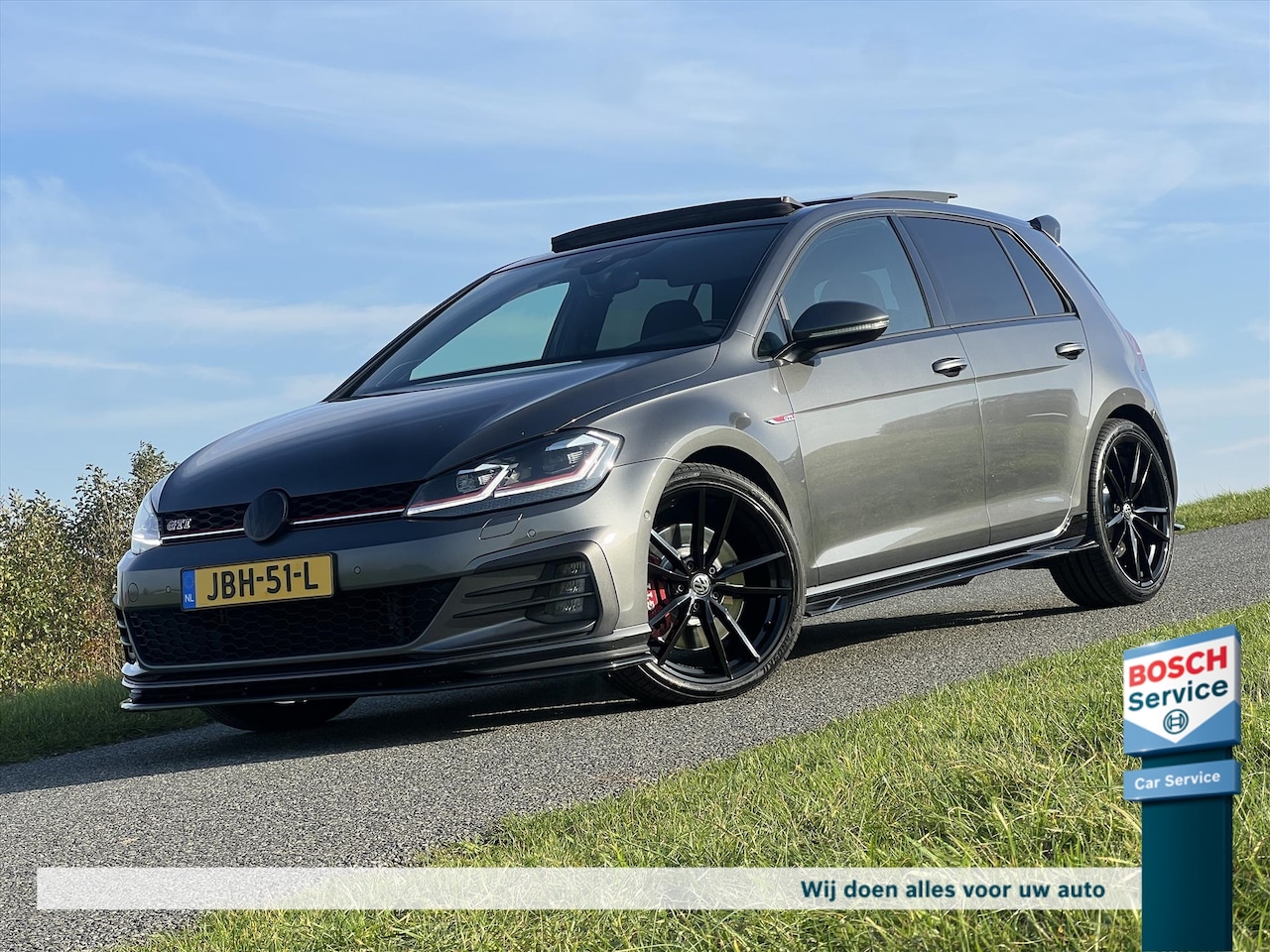 Volkswagen Golf - 7.5 2.0 TSI GTI 245PK Performance / Full option / Pano / Dcc / Virtual Cockpit / Zaero pak - AutoWereld.nl