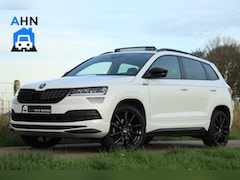 Skoda Karoq - 1.5 TSI / 150 PK / DSG / Sportline / Trekhaak / Pano / Cruise Control / Camera / 18"