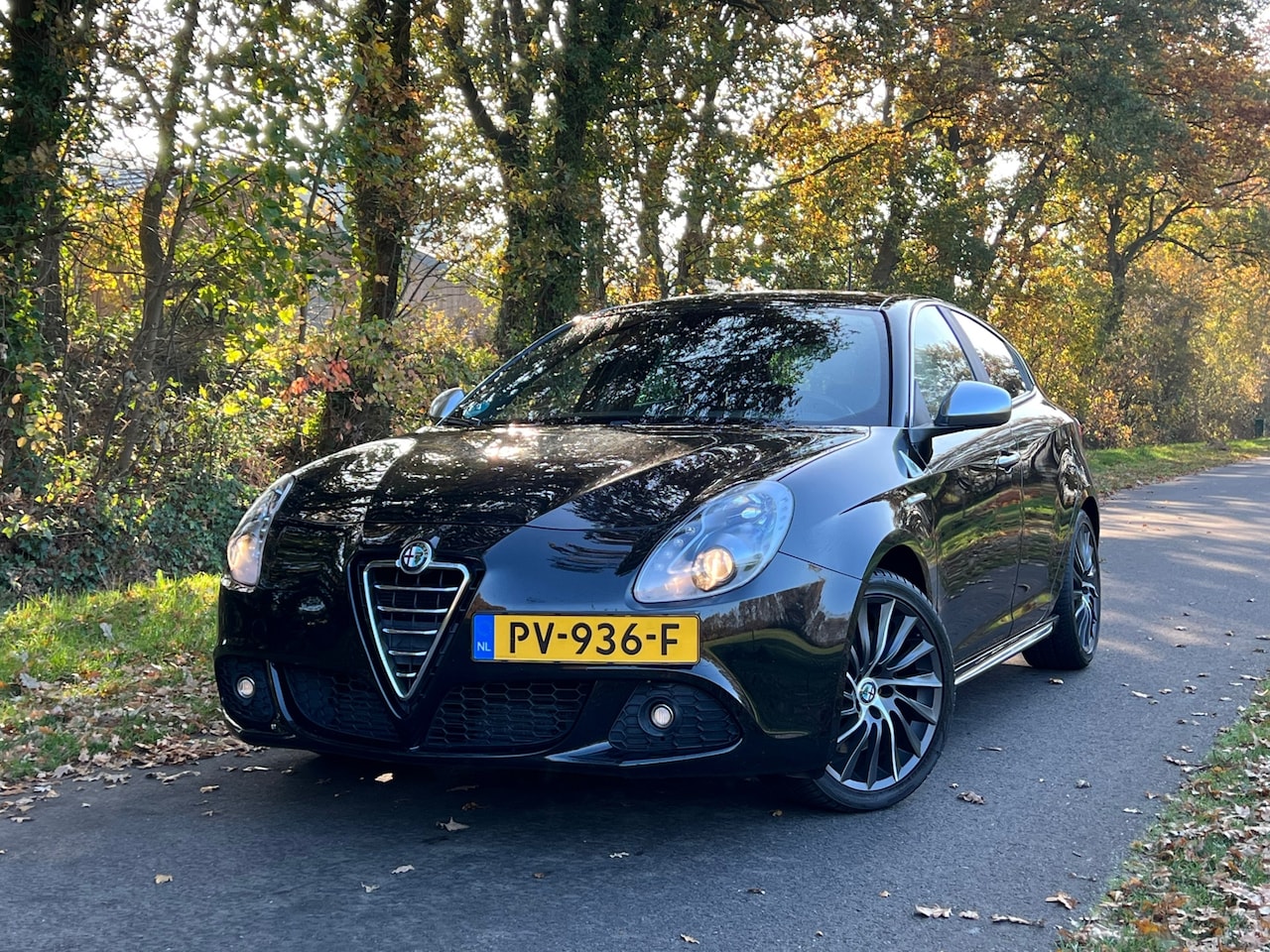 Alfa Romeo Giulietta - 1.7 TBi Quadrifoglio Verde | Cruise + Clima + Leder | - AutoWereld.nl