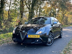 Alfa Romeo Giulietta - 1.7 TBi Quadrifoglio Verde | Cruise + Clima + Leder |