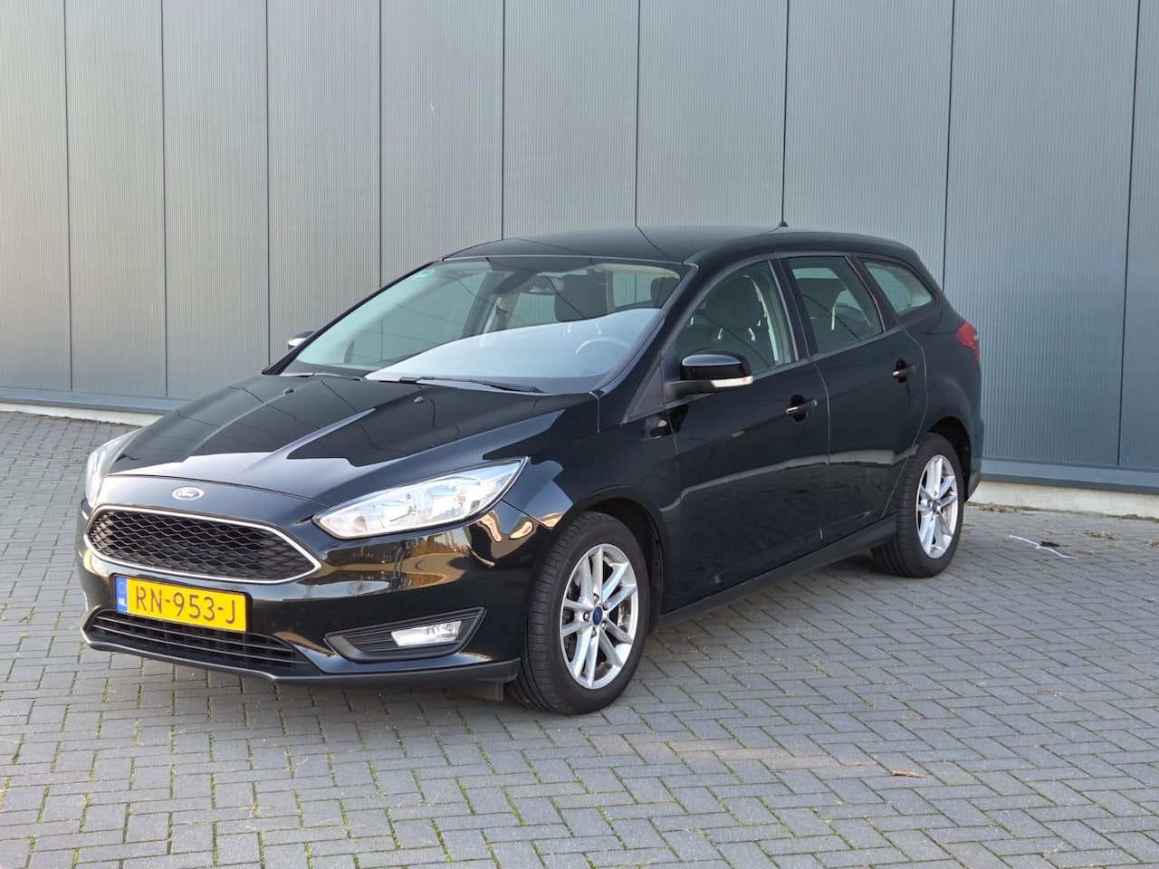 Ford Focus Wagon - 1.0 Lease Edition 1.0 Lease Edition - AutoWereld.nl