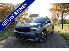 Skoda Kodiaq - 1.5 TSI Sportline Business 7p. | Trekhaak elek. | Panodak | Head Up | CarPlay | Alcantara