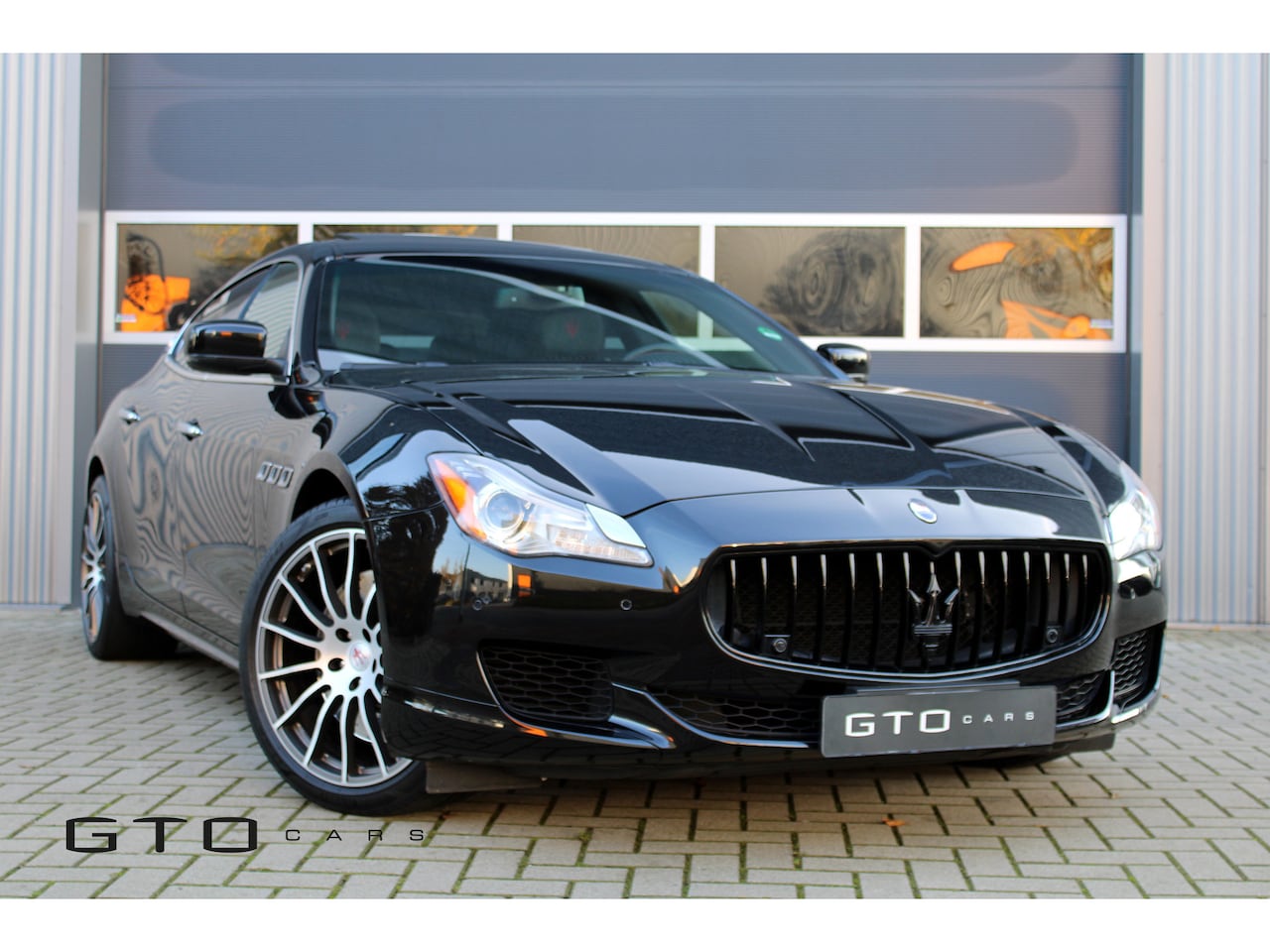 Maserati Quattroporte - 3.8 V8 GTS Harman-Kardon/Camera/Schuifdak/Sportuitlaat - AutoWereld.nl