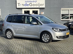 Volkswagen Touran - 1.4 TSi DSG Business | NAV. | STOELVERW. | TREKHAAK |