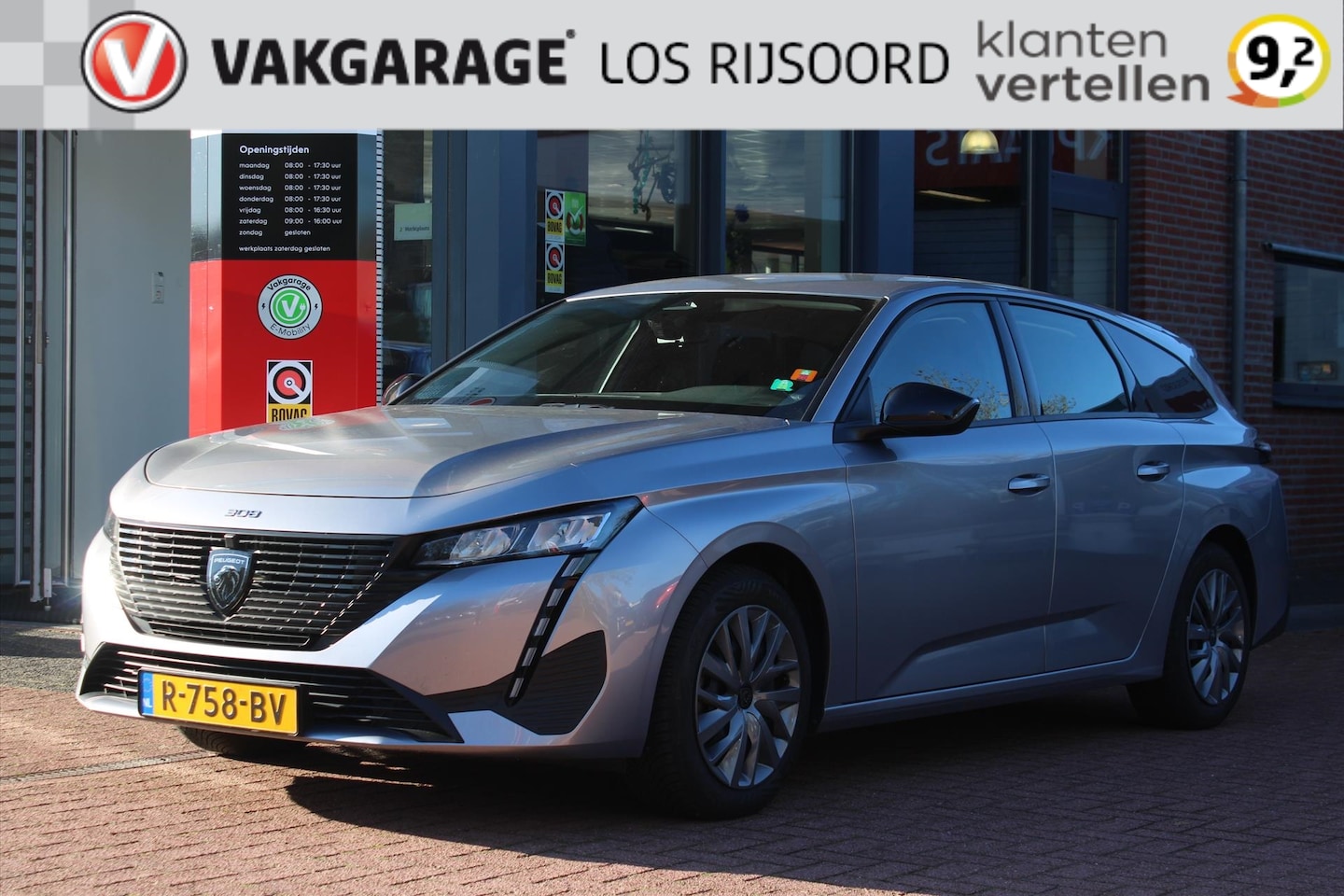 Peugeot 308 SW - 1.2 Puretech *Allure* | Carplay | Virtueel Cockpit | Cruise & Climate Control | PDC | Blue - AutoWereld.nl