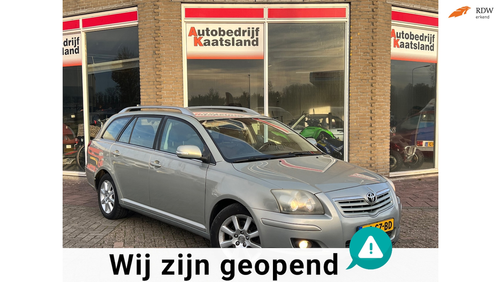 Toyota Avensis Wagon - 2.2 D-4D Luna - Cruise - Clima - 6 Bak - AutoWereld.nl