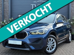 BMW X1 - SDrive18i High Executive|LEDER|NAV|STOELVERW|CAMERA|TREKHAAK