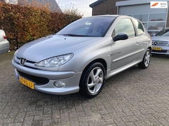 Peugeot 206 - 1.4-16V Quiksilver Bj 2005 , Clima, APK TOT 29-10-2026 inruil is mogelijk