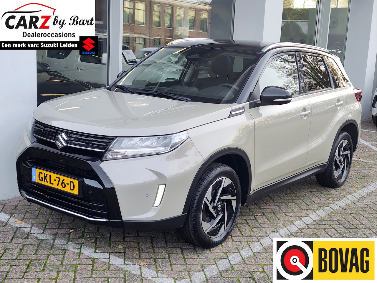Suzuki Vitara - 1.5 HYBRID STYLE AUTOMAAT Open dak | Alcantara | Keyless | Dodehoeksens. - AutoWereld.nl