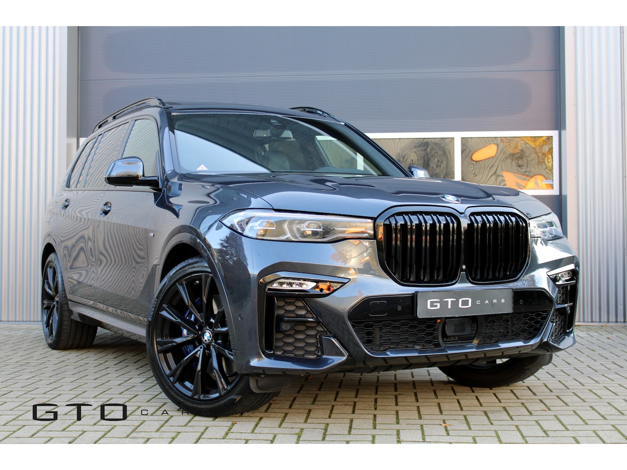 BMW X7 - xDrive40i High Executive 7-Zits/M-Sport/Surround Camera/Panoramadak - AutoWereld.nl