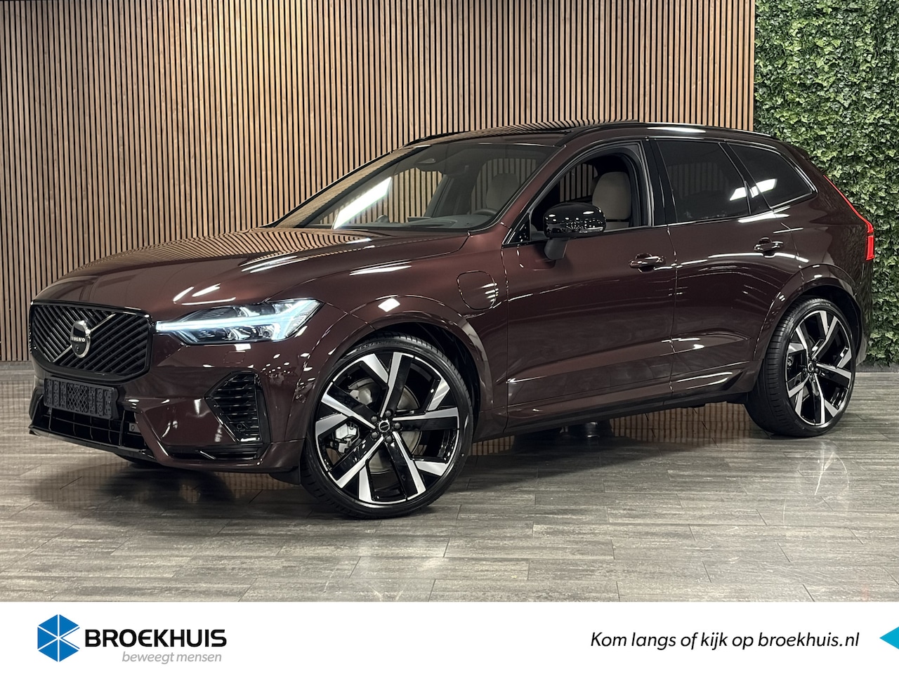 Volvo XC60 - T8 AWD Recharge Ultra Dark | Vol! | 455pk | Bowers & Wilkins | Luchtvering | Trekhaak | Mu - AutoWereld.nl