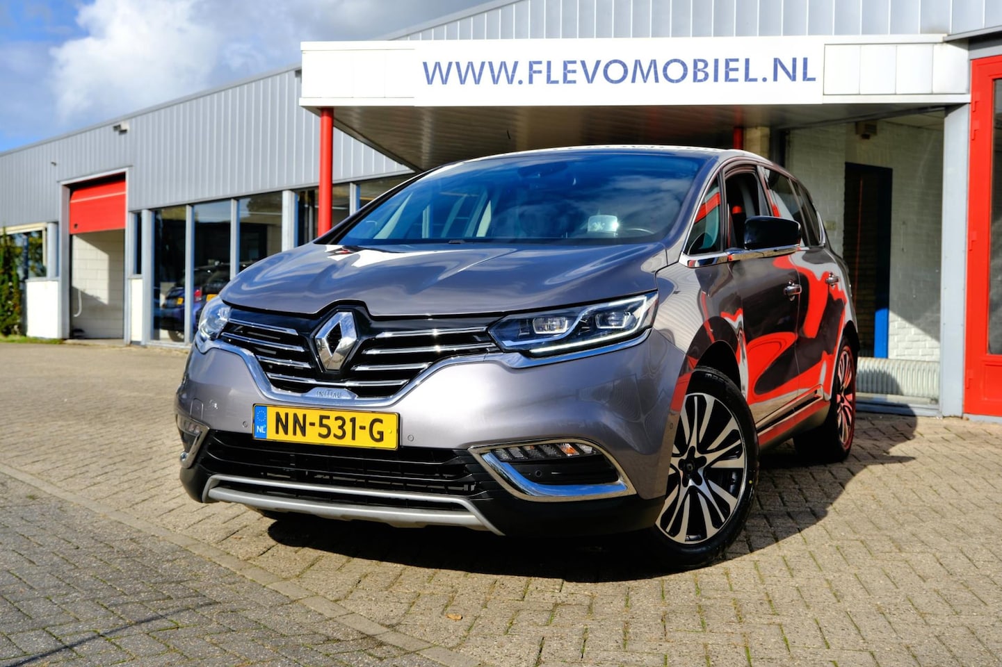 Renault Espace - 1.6 TCe 200pk Initiale Paris 7-pers Aut. Leder|Navi|Pano|LMV|Cam - AutoWereld.nl