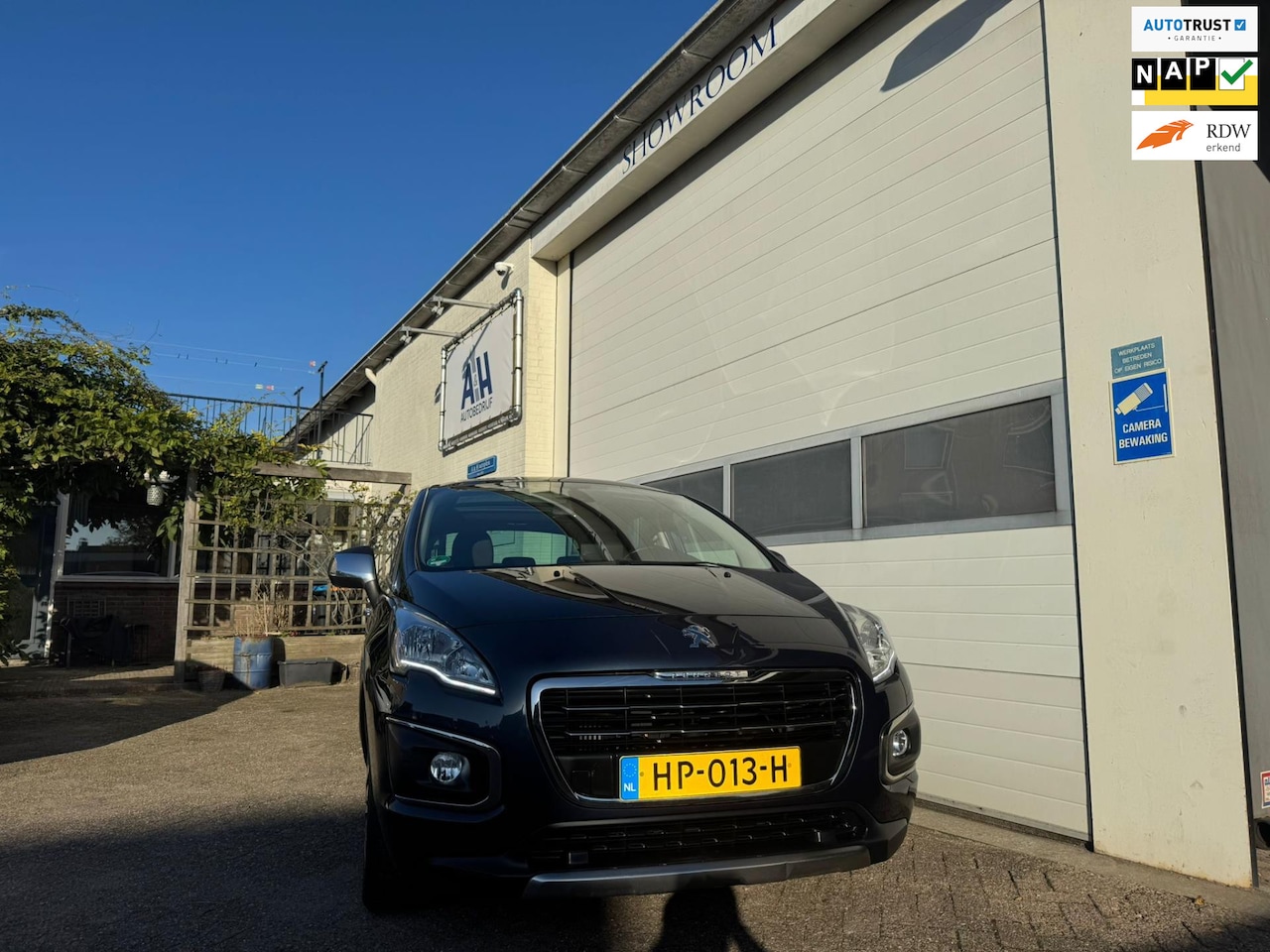 Peugeot 3008 - 1.2 PureTech Style NAVIGATIE NIEUWE DISTRIBUTIERIEM - AutoWereld.nl