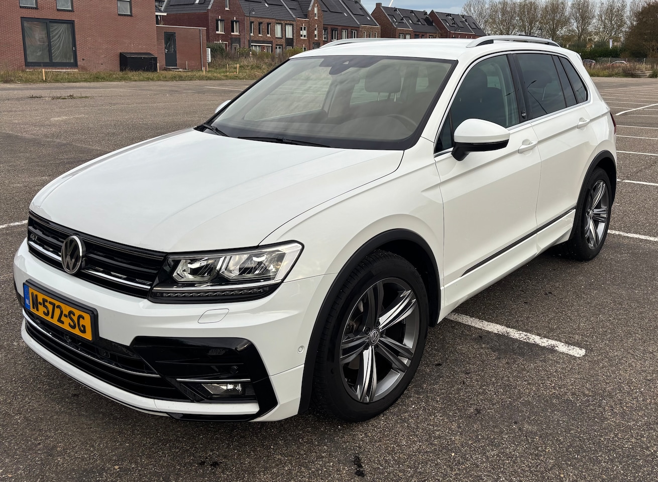Volkswagen Tiguan - 1.4 TSI 4Motion Highline - AutoWereld.nl