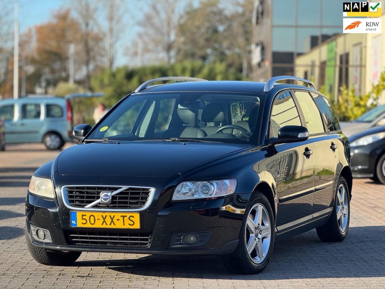 Volvo V50 - 1.8 Edition I | Cruise control | APK 08-04-2026 | Onderhoudhistorie | Trekhaak | Airco - AutoWereld.nl