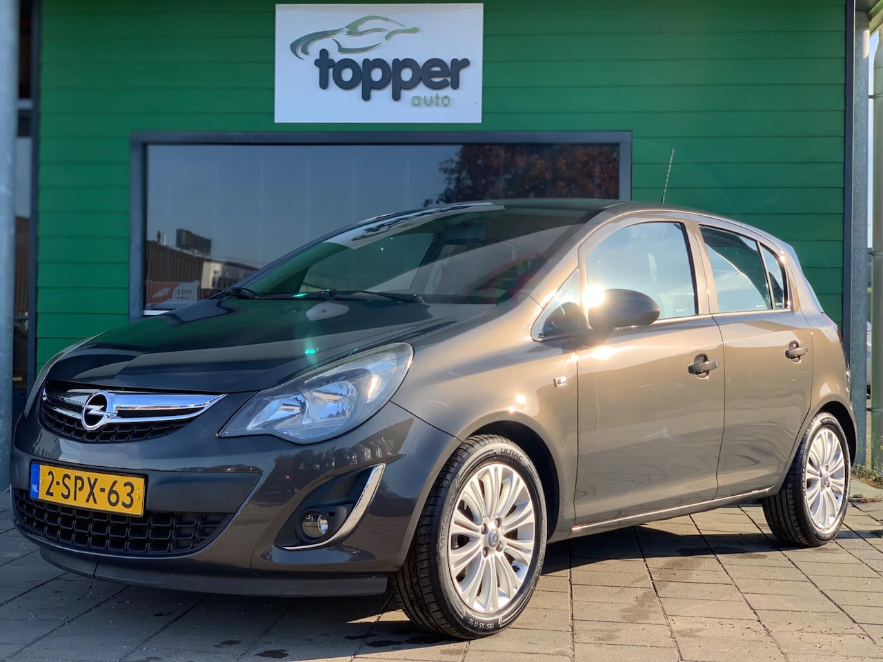 Opel Corsa - 1.2 EcoFlex Cosmo LPG | Navigatie | Cruise Control | Elektrische Ramen | - AutoWereld.nl