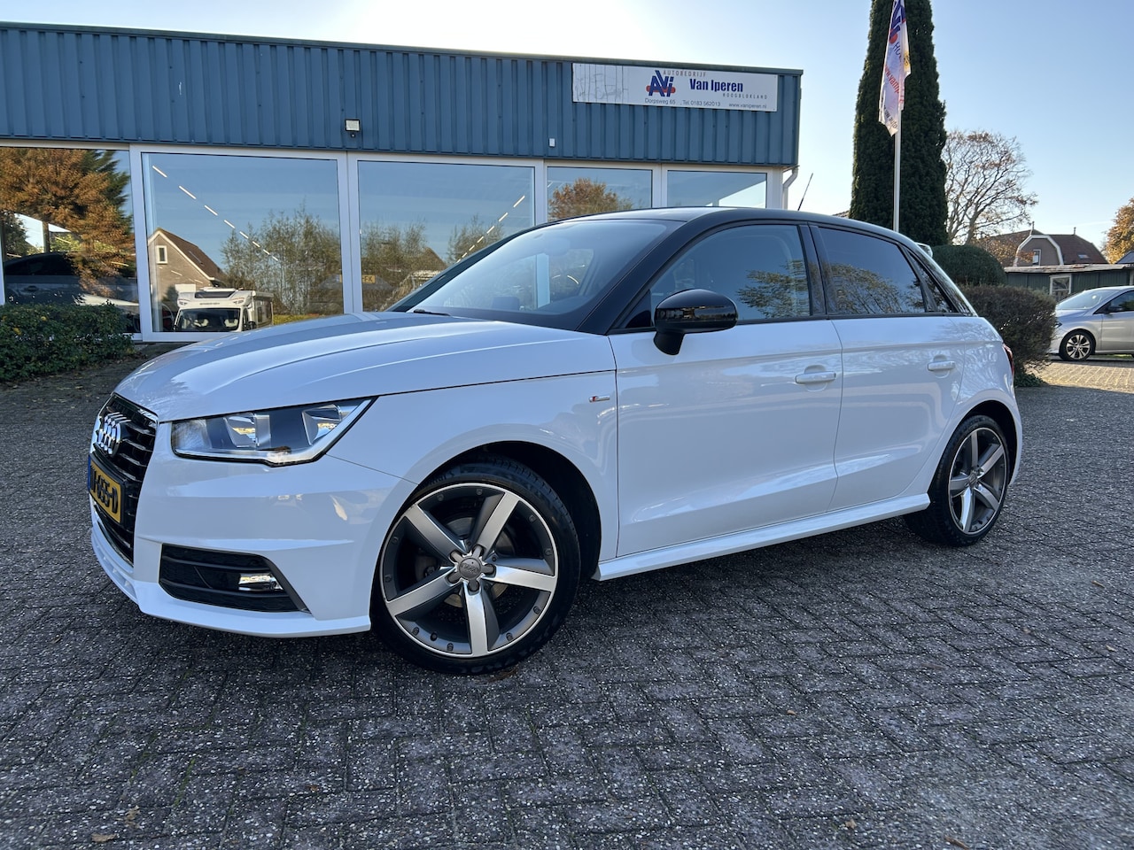 Audi A1 Sportback - 1.0 TFSI Adrenalin S-Line - AutoWereld.nl