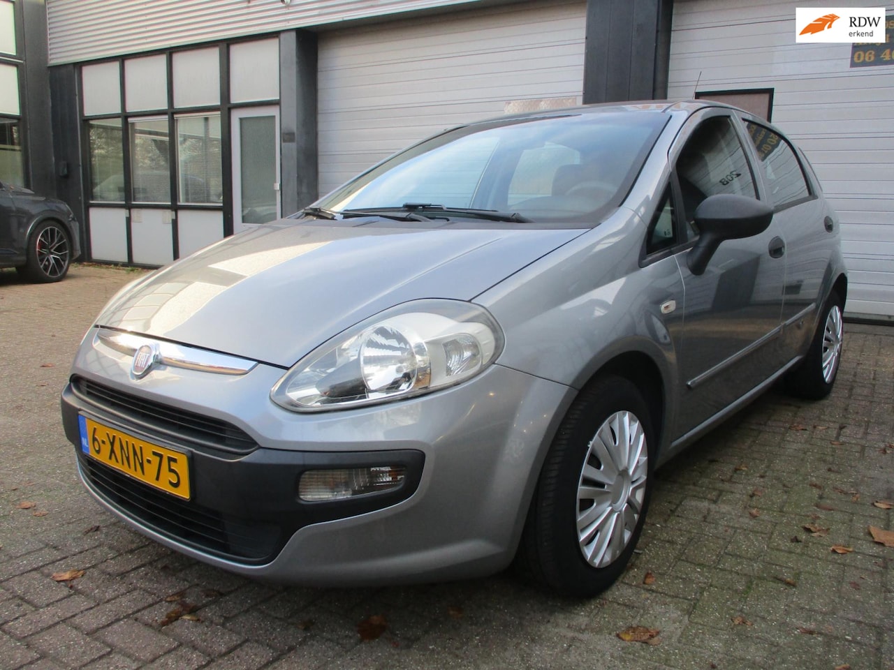 Fiat Punto Evo - 1.4 Dynamic Airco - AutoWereld.nl