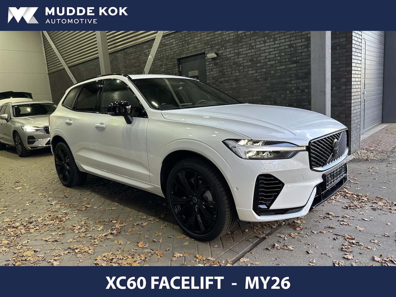 Volvo XC60 - T6 FACELIFT Plus Black Edition | Trekhaak | 360° Camera | Head-Up | Panoramadak | 21 Inch - AutoWereld.nl