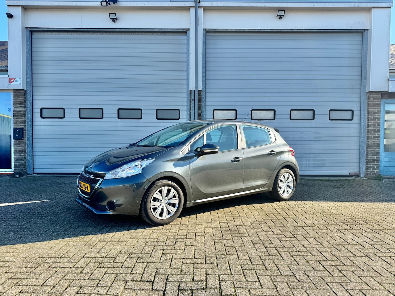 Peugeot 208 - 1.2 PureTech Blue | Pano|Automaat. - AutoWereld.nl