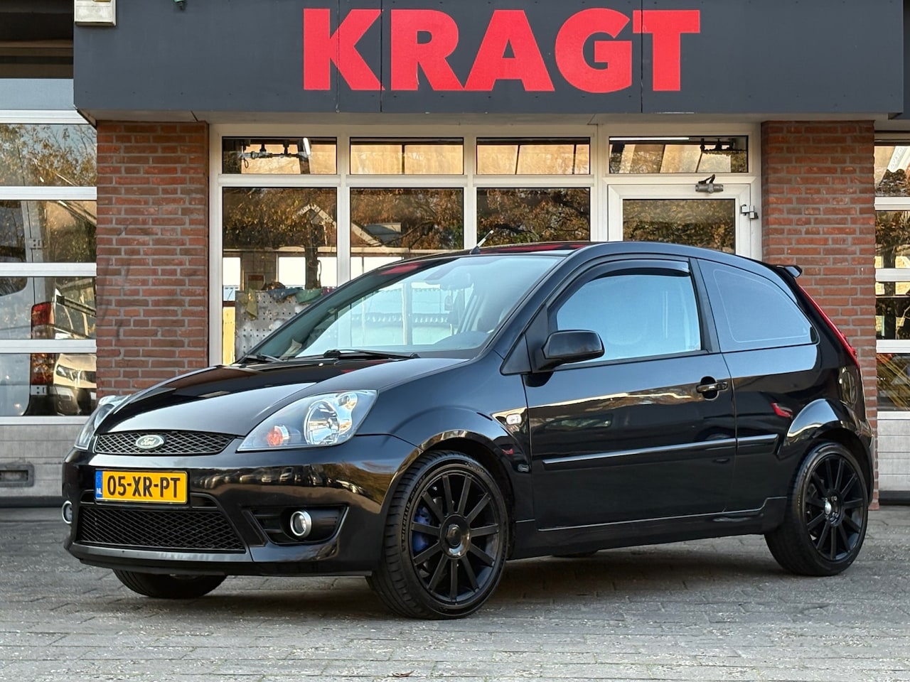 Ford Fiesta - ST 2.0-16V 150 pk - navi - airco - zeer sportief! - AutoWereld.nl