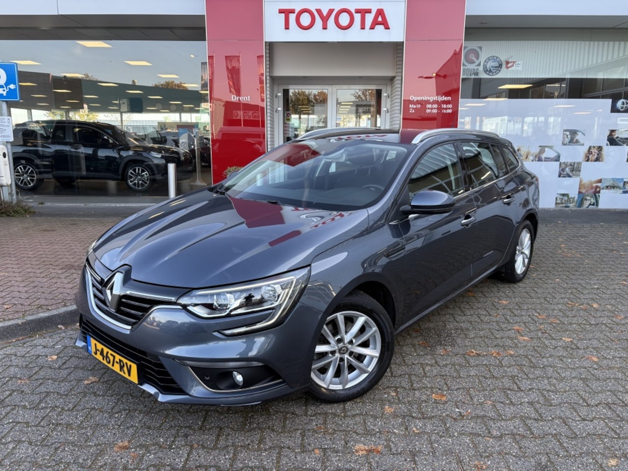 Renault Mégane Estate - 1.3 TCe Limited | Trekhaak | Cruise Control | Stoelverwarming | - AutoWereld.nl