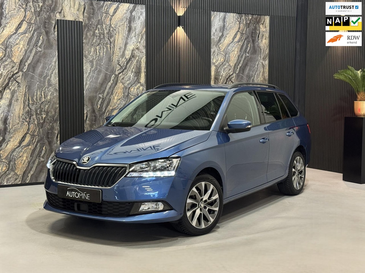 Skoda Fabia Combi - 1.0 TSI Business Edition|KEYLESS|FRONT ASS|STOELVERWARMING|BOMVOL - AutoWereld.nl