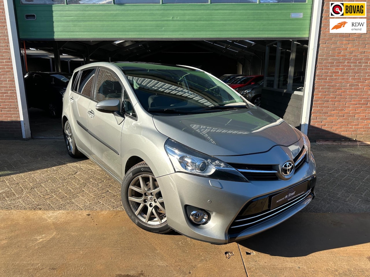 Toyota Verso - 1.6 VVT-i Business|PANO/TRHK/NAVI/CAMERA/PDC - AutoWereld.nl