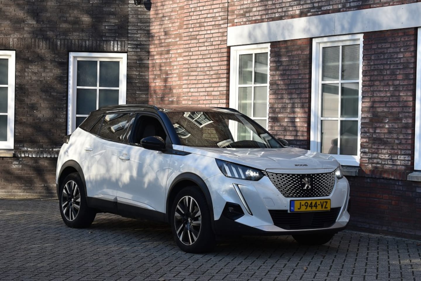 Peugeot e-2008 - EV GT 50 kWh EV GT 50 kWh - AutoWereld.nl