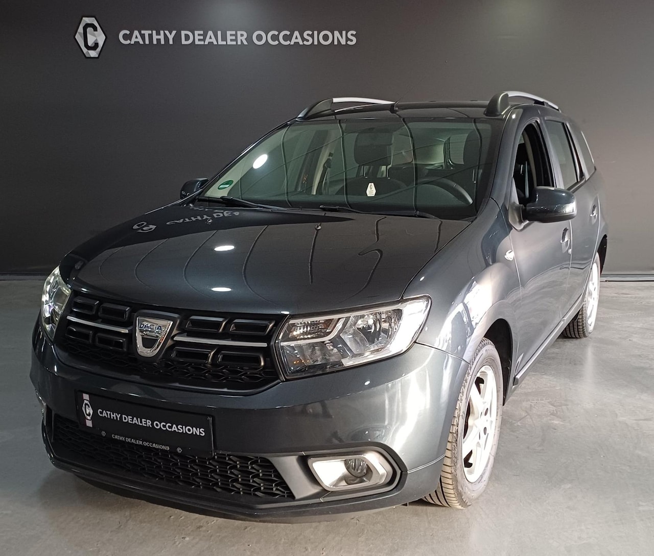 Dacia Logan MCV - 1.0 SCe Station Airco NAV Apple Car Play Dakrails LM-Velgen - AutoWereld.nl
