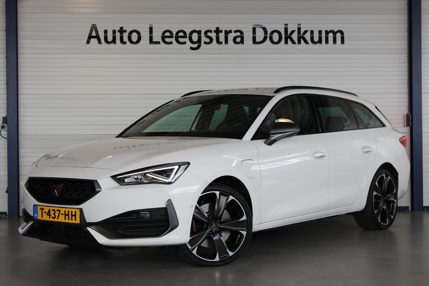 CUPRA Leon Sportstourer - 1.4 e-Hybrid 245 Plug-in | Camera | Memorystoel | Carplay | Keyless | Stoel/Stuurverw. | N - AutoWereld.nl