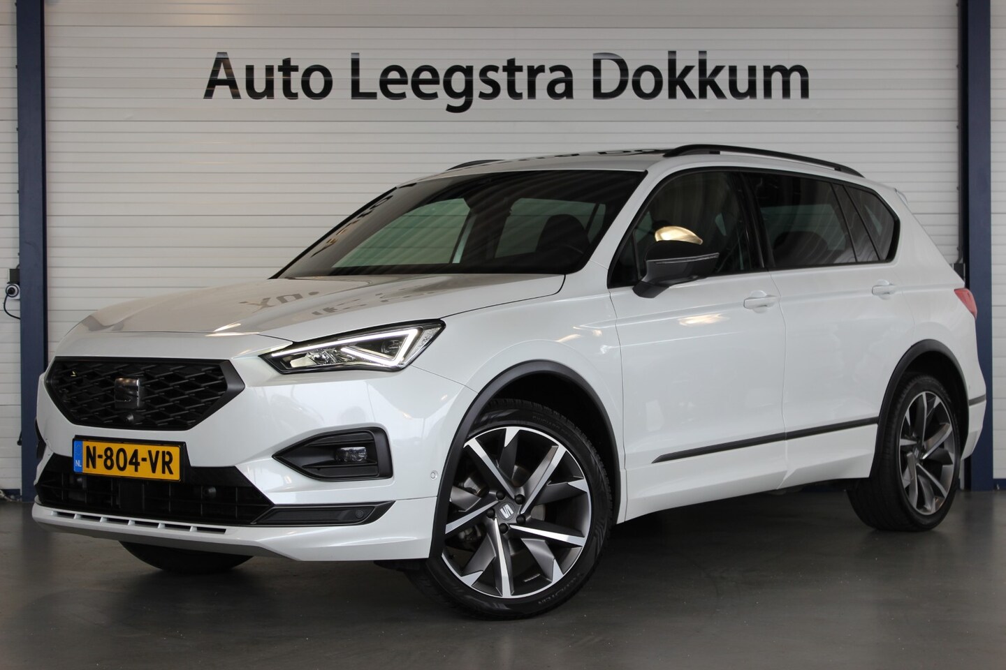 SEAT Tarraco - 1.5 TSI FR Business Intense Pano | Trekhaak | 360° Camera | Beats | Stoel/Stuurverw. | Key - AutoWereld.nl