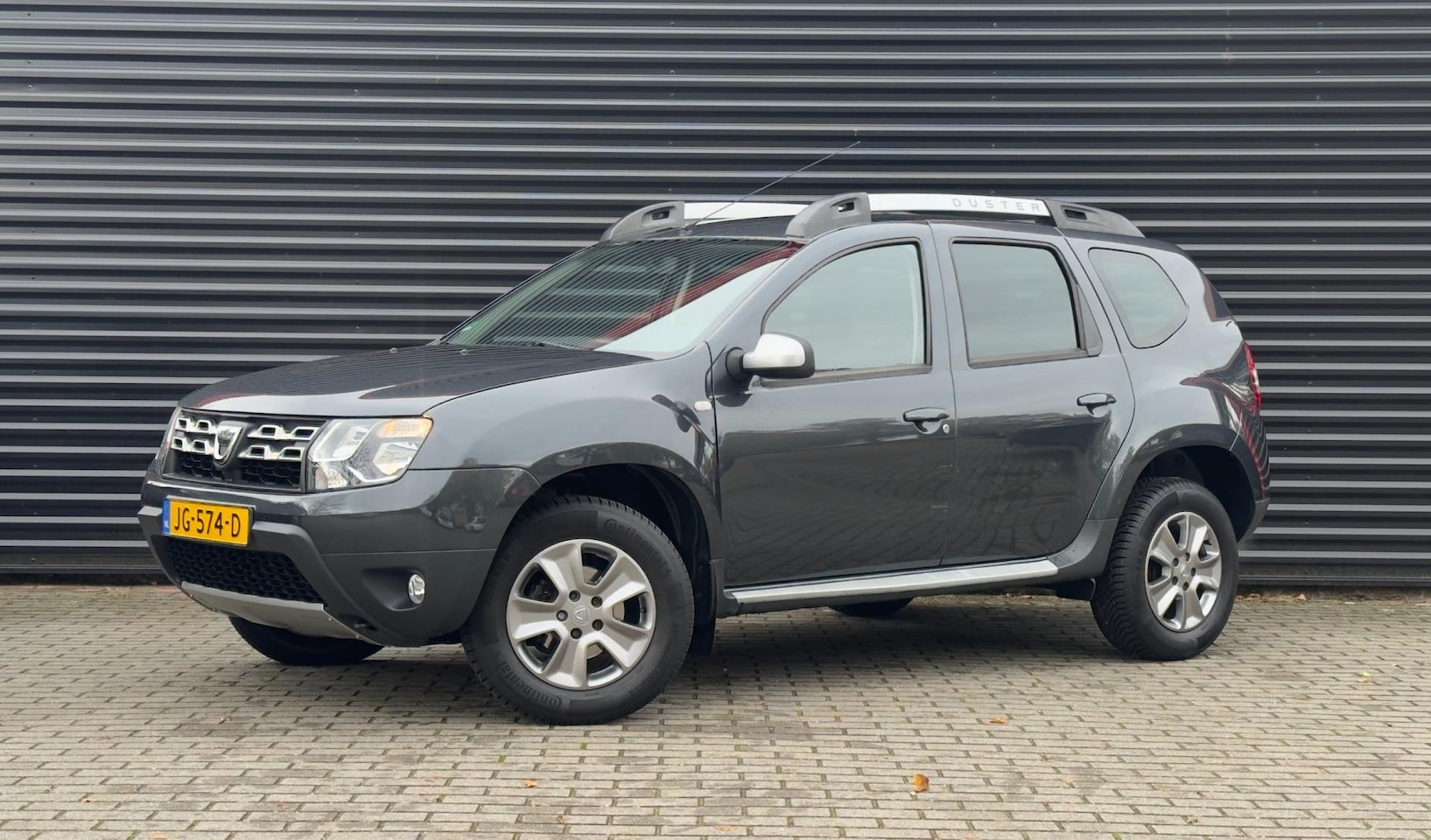 Dacia Duster - 1.2 TCe 4x2 Prestige 2016 | Full Map Navigatie | Leder | 16" LM Velgen | Parkeersensor | C - AutoWereld.nl