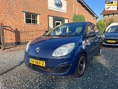 Renault Twingo - 1.2 Acces ( Inruilkoopje Lees tekst )