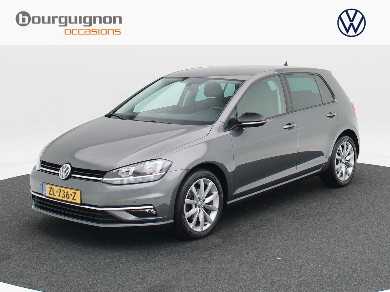 Volkswagen Golf - 1.6 TDi Highline 115 Pk Automaat | Adaptive Cruise | Digitaal Dashboard | CarPlay | Naviga - AutoWereld.nl