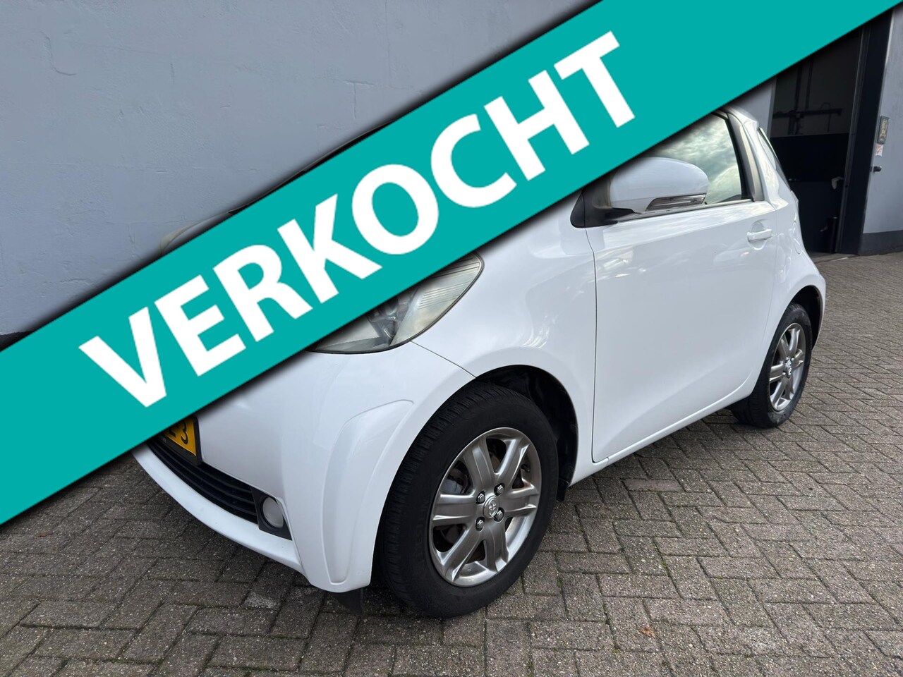 Toyota iQ - 1.0 VVTi Aspiration - Climate Control - LMV - AutoWereld.nl