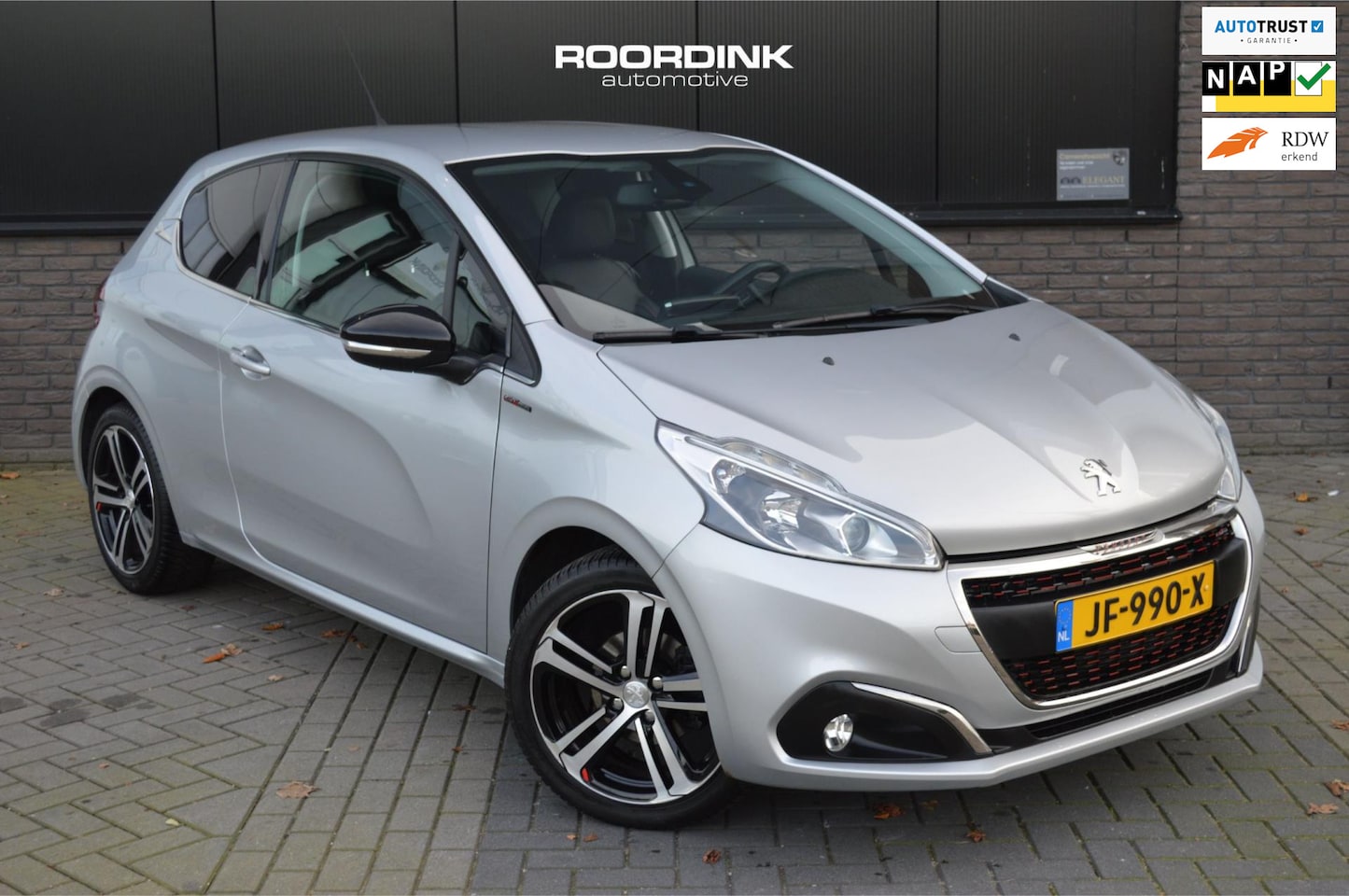 Peugeot 208 - GT-line|Clima|Cruise|17Inch|56.000 km! - AutoWereld.nl