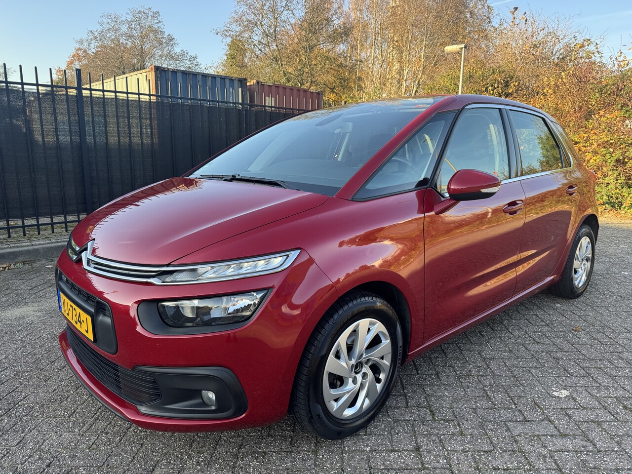 Citroën C4 Picasso - 1.2 PureTech Automaat Selection Navigatie/Clima/Cruise/LMV/Trekh - AutoWereld.nl