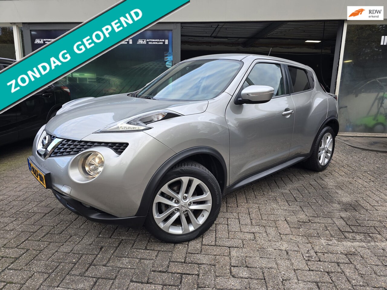 Nissan Juke - 1.2 DIG-T S/S Connect Edition | 12MND GARANTIE | NW APK | AIRCO | TREKHAAK | LMV | - AutoWereld.nl
