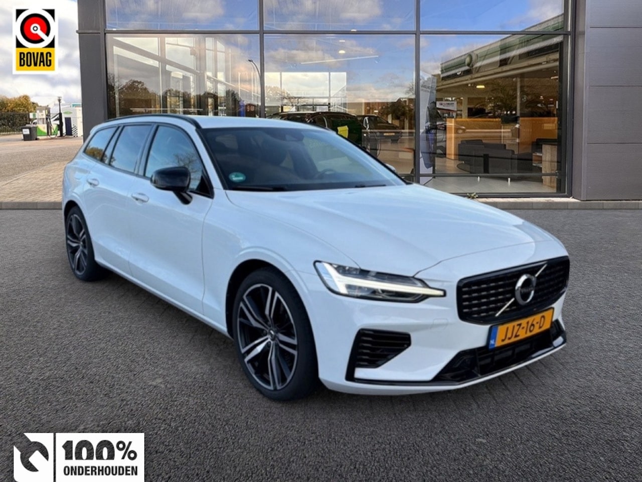 Volvo V60 - 2.0 T6 AWD R-Design | Sportstoelen | Camera | elektr. klep | 19" - AutoWereld.nl