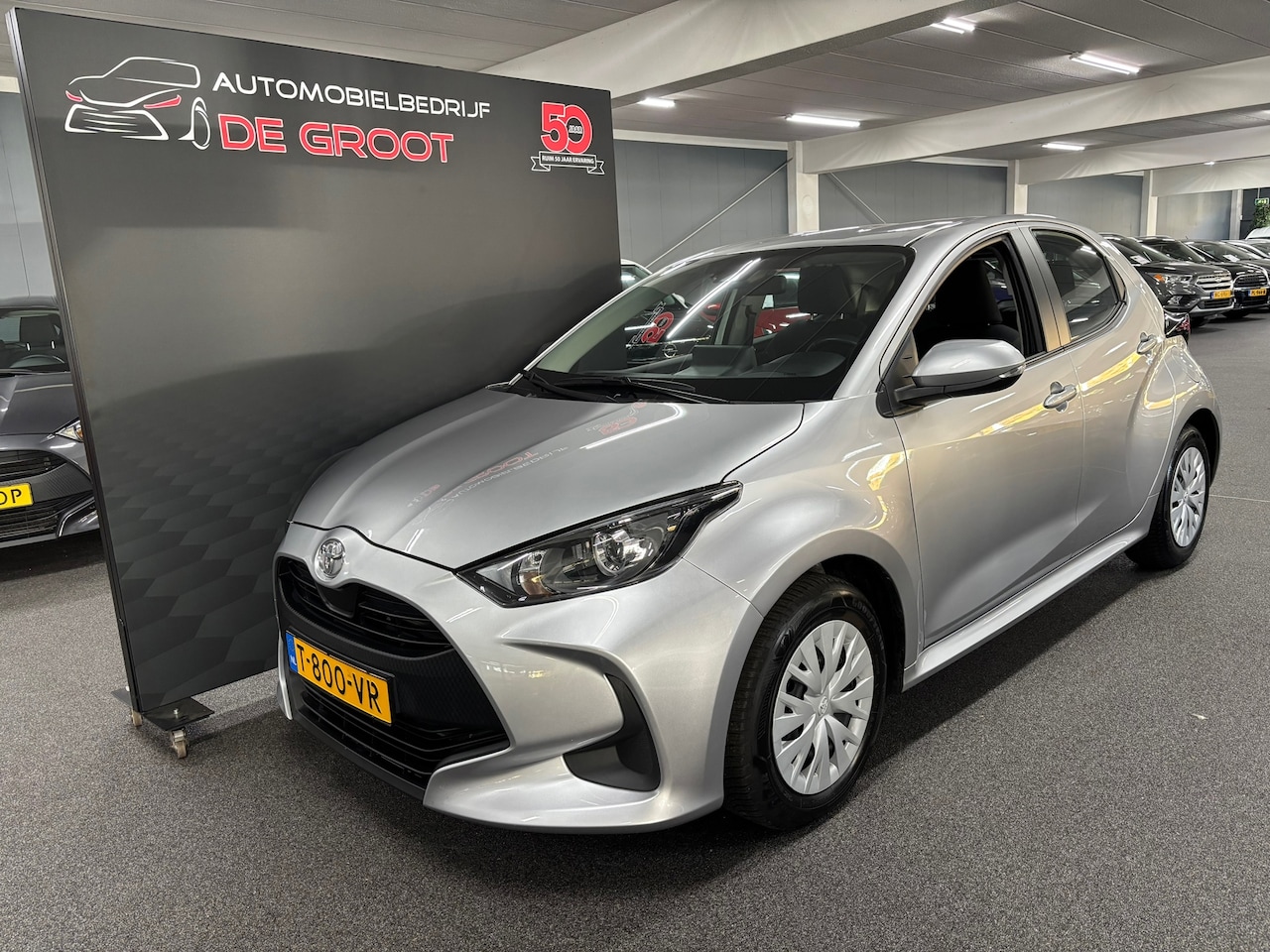 Toyota Yaris - 1.5 VVT-i Active NL-auto met Airco en Achteruitrijcamera - AutoWereld.nl