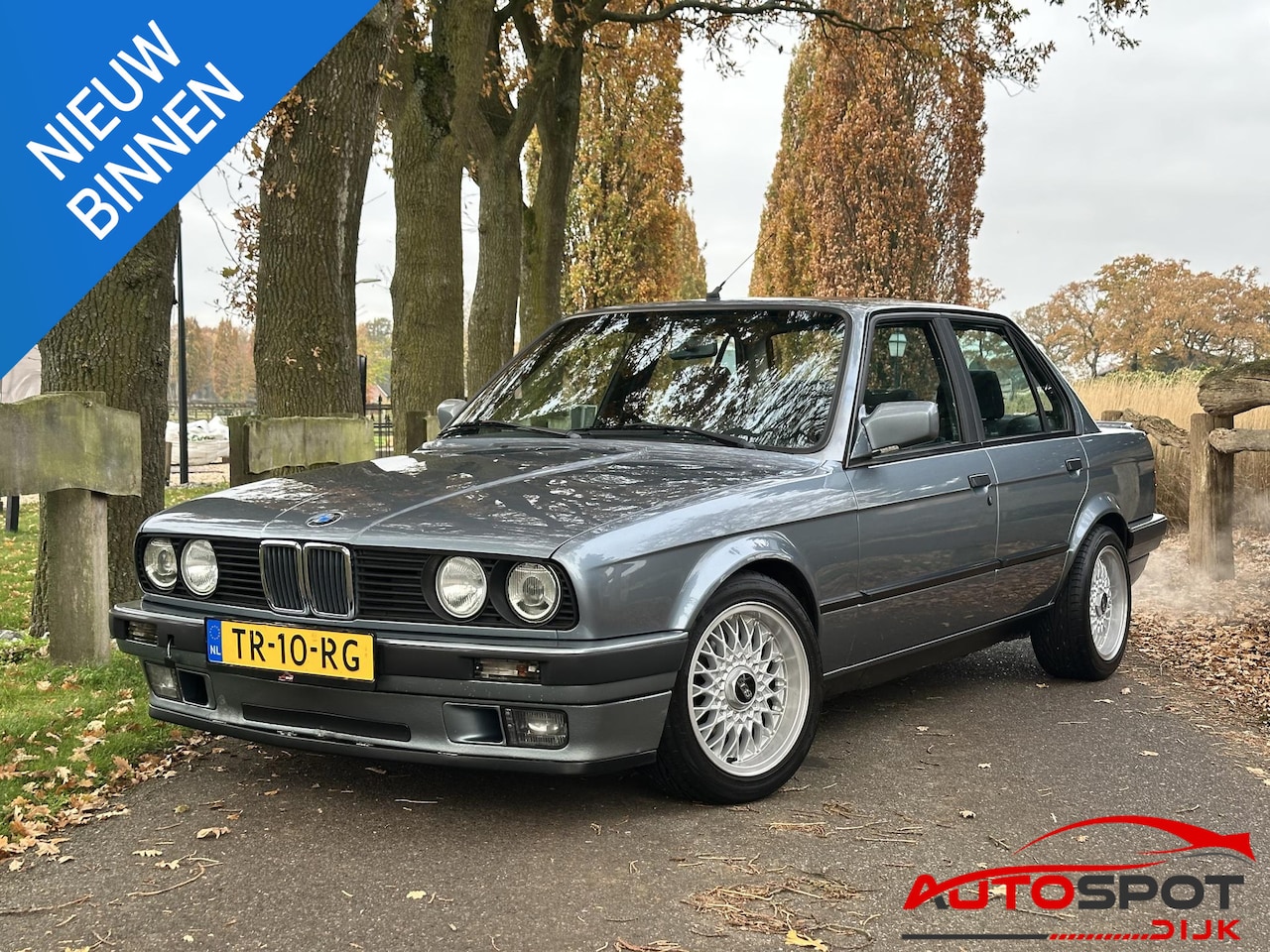 BMW 3-serie - 320 i 320i - AutoWereld.nl