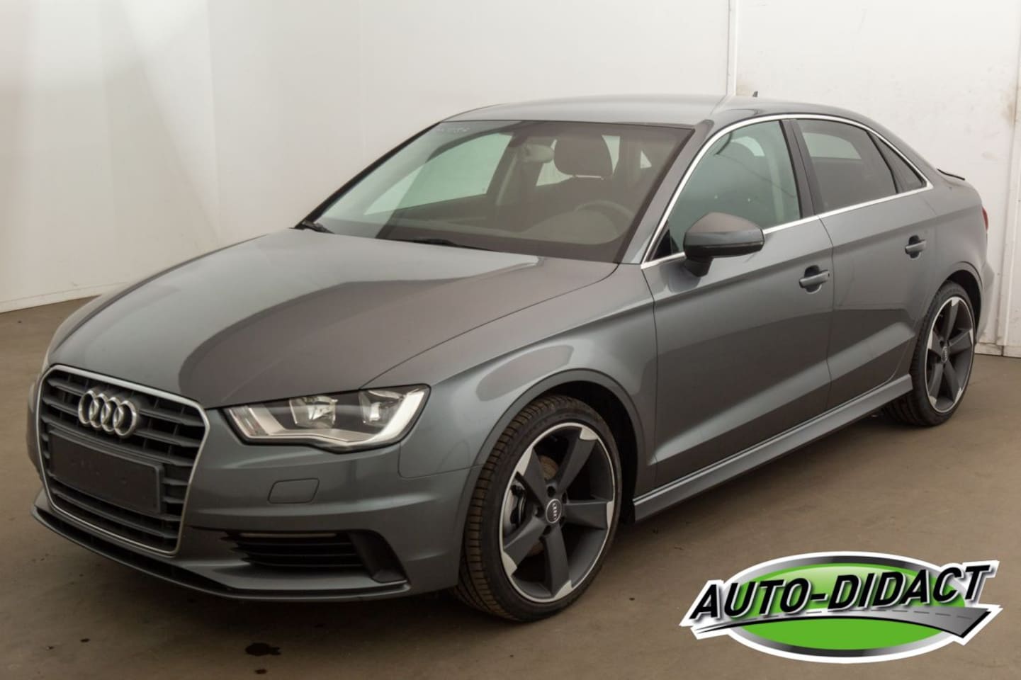 Audi A3 - 1.6 TDI Clima Navi - AutoWereld.nl
