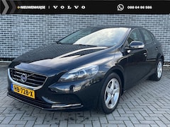 Volvo V40 - 1.6 T2 Momentum | Navigatie | Bi-xenon koplampen | Stoelverwarming | Cruise control | Rege
